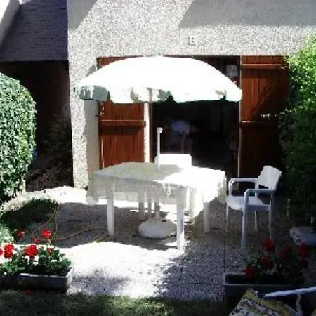 Ferienhaus Maison A 200 M De La *